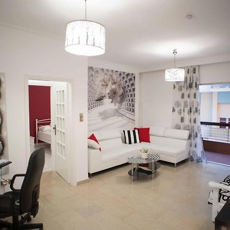 Cozy Apartment With Sea View Next To Marina Zeas 比雷埃夫斯 外观 照片