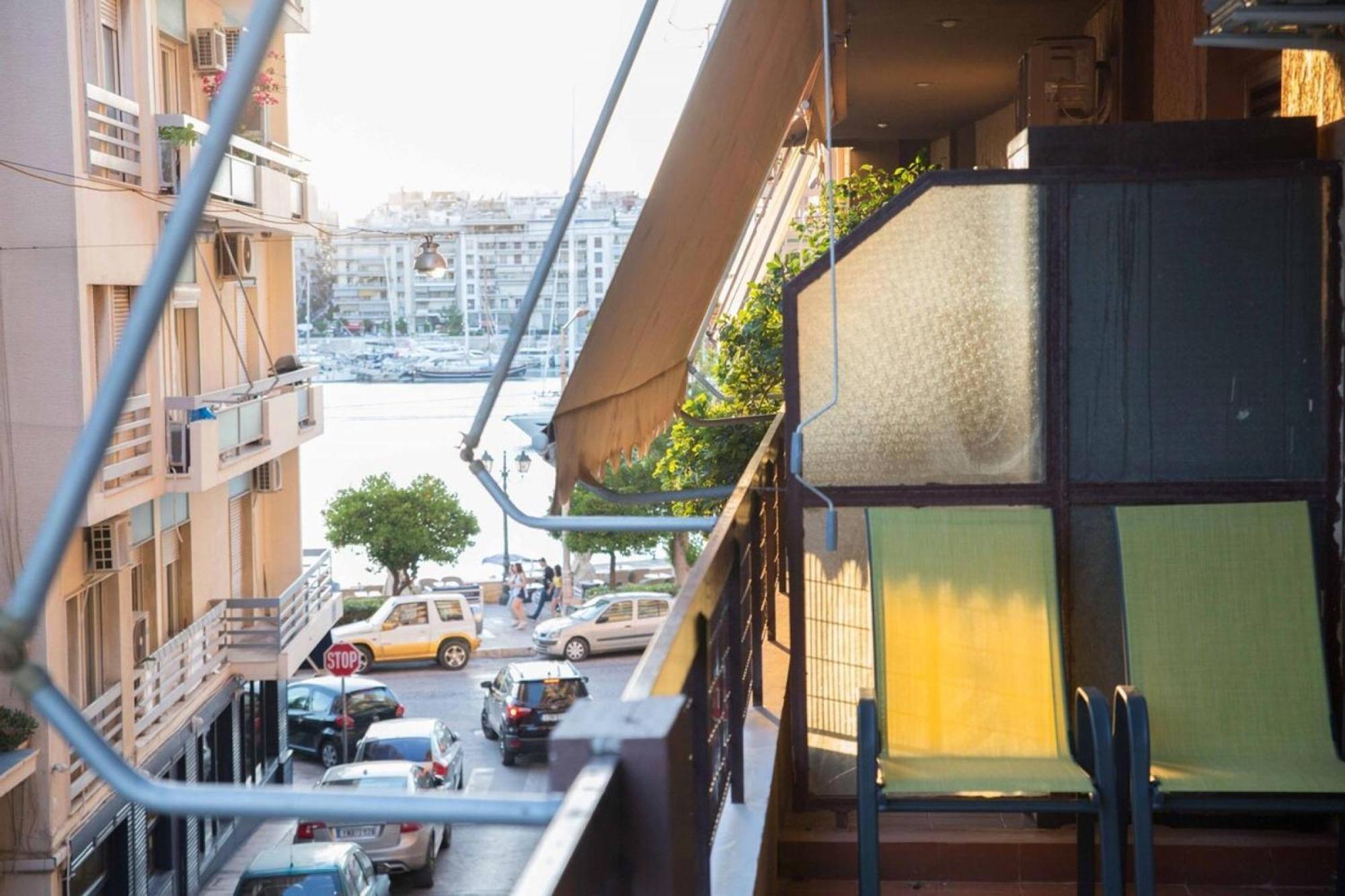 Cozy Apartment With Sea View Next To Marina Zeas 比雷埃夫斯 外观 照片